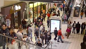 Black Friday mall crowd 