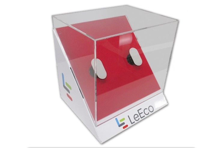 LEECO Phone Specialty Display 740x492 with Acrylic housing