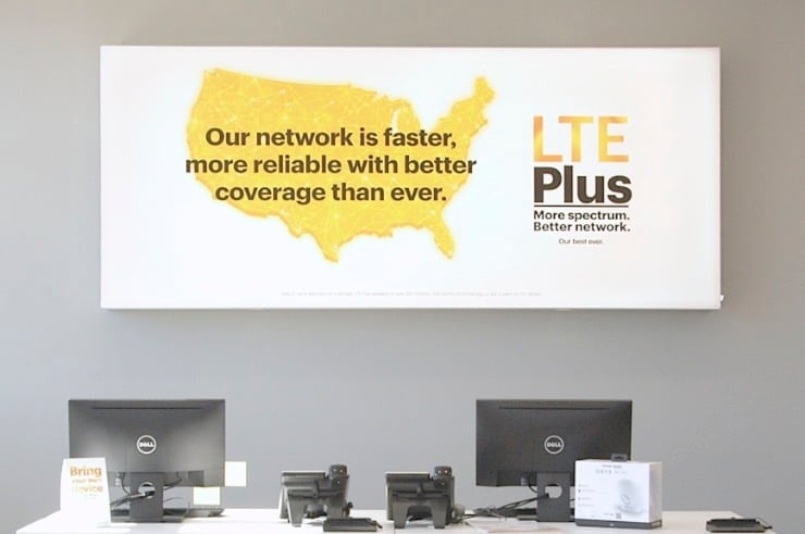 Sprint Backlit SEG Silicone Edge Graphic High Intensity LED Lightbox F9 POS DSC_8765 740x492