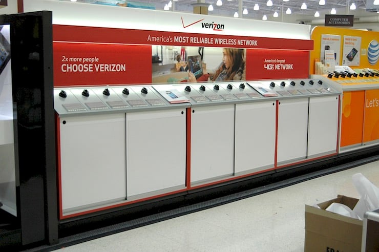 Verizon Fry's Electronics In-store Large Aisle Gondola Display DSC_5713