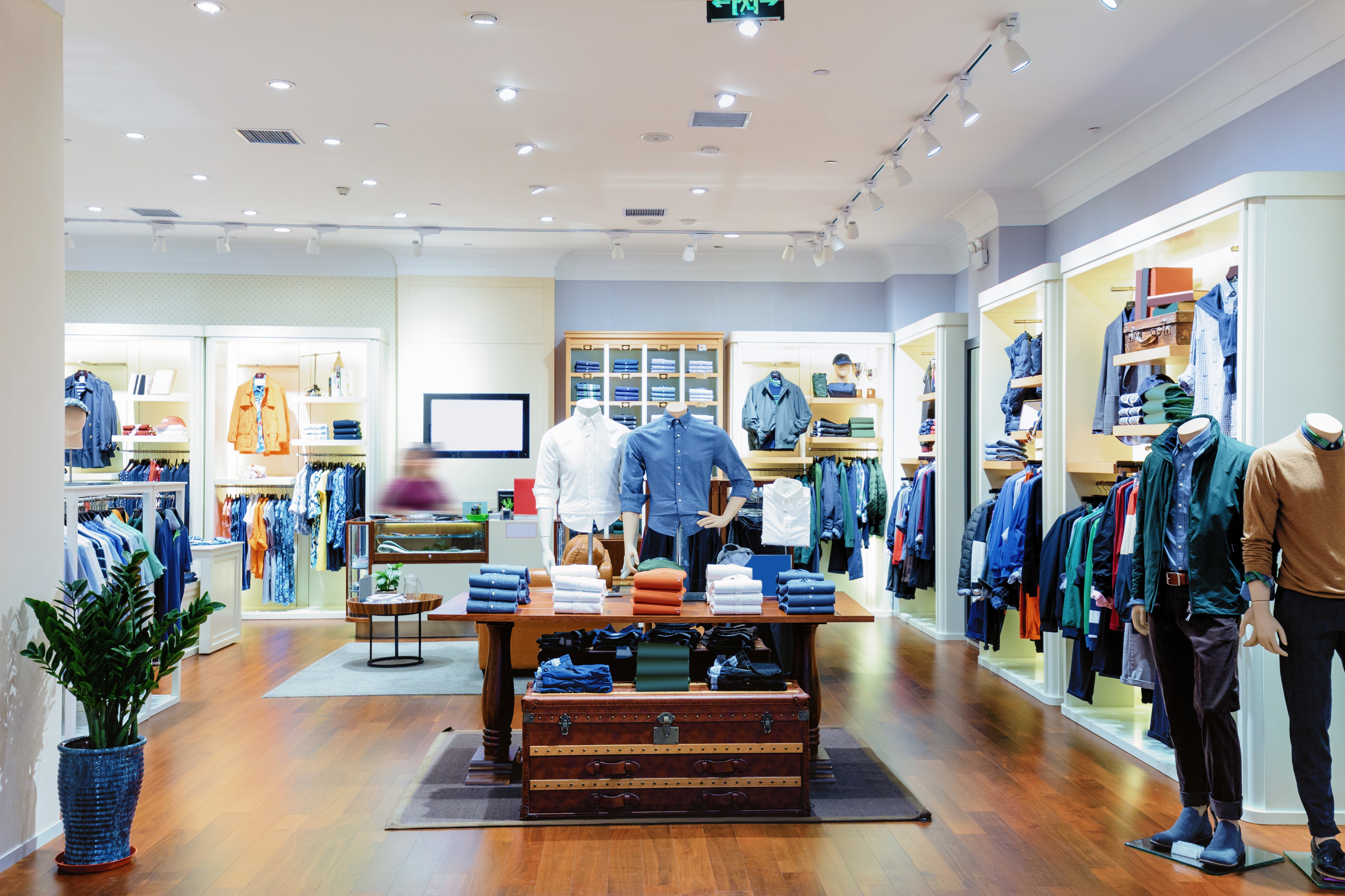 Using Retail Lighting to Enhance Your Customer's Experience